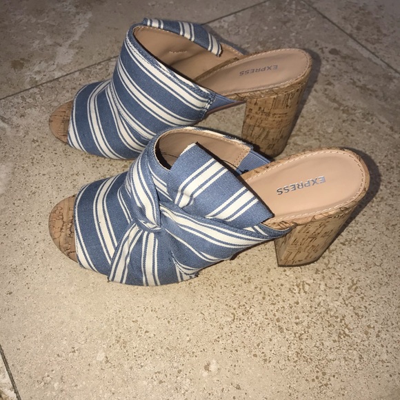‼️SOLD‼️Express Sandals 👡 worn once only. - Picture 1 of 4
